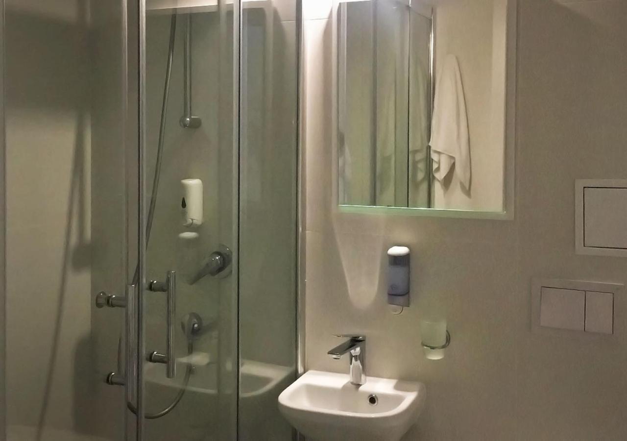 Kyivpasservis Hotel Екстер'єр фото
